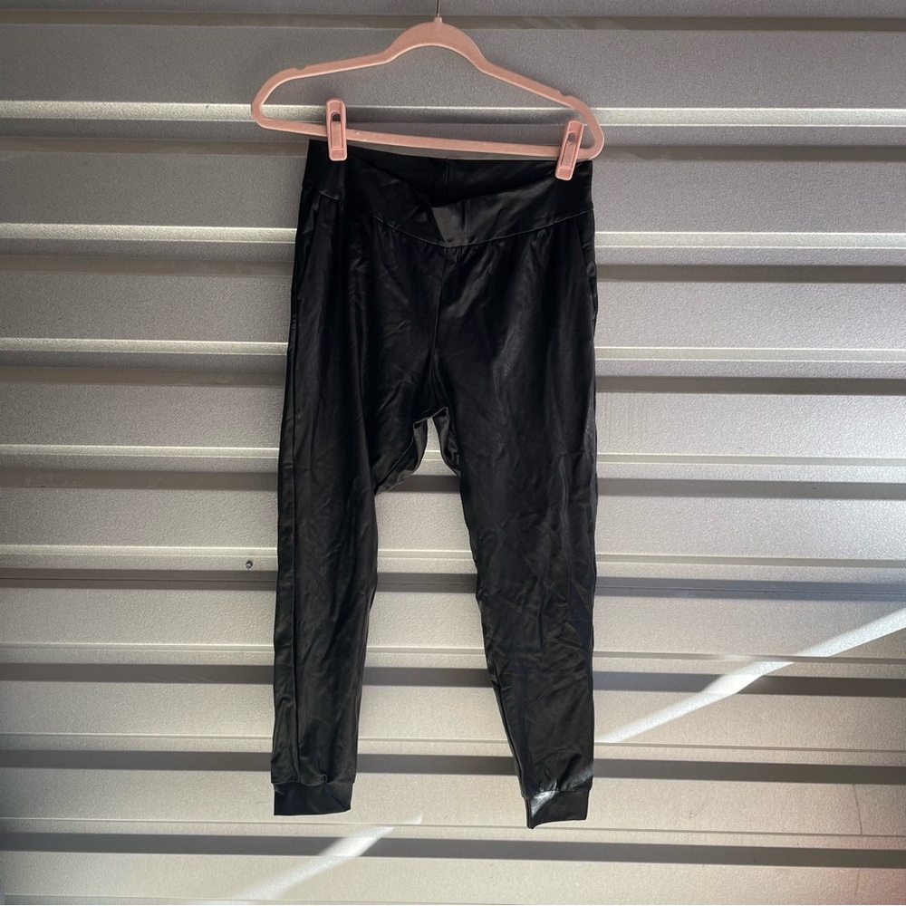 Commando faux leather jogger - Picture 2 of 8
